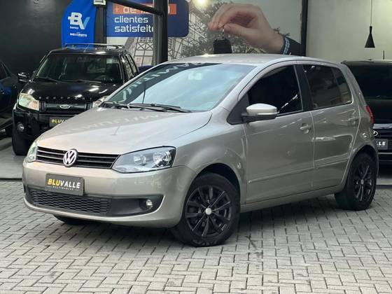 VOLKSWAGEN FOX 1.0 MI 8V FLEX 4P MANUAL